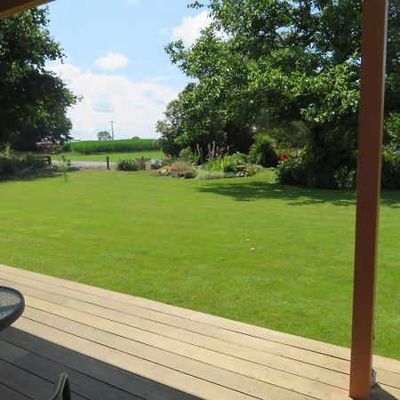 Walnut Lodge B&B Матамата Экстерьер фото